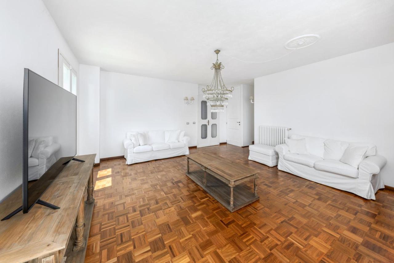 Villa Desira By Casa Da Suite Meina Eksteriør billede